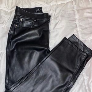 Women’s black leather pants Zara